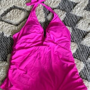 Athleta swimsuit top size extra large